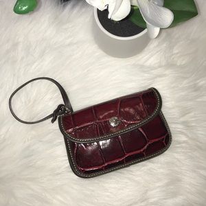 Dooney & Bourke Nile collection pouchette